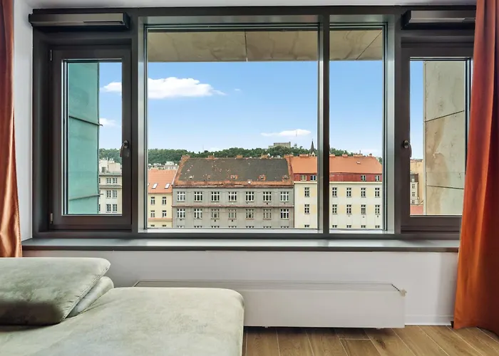 Karlín Diamond View&garage *