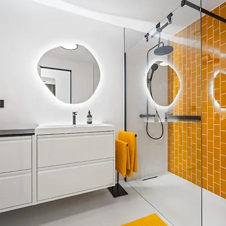 Lägenhet Karlin Diamond View & Garage Prag