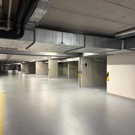 Karlin Diamond View & Garage