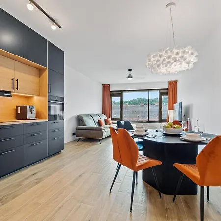 Karlin Diamond View & Garage