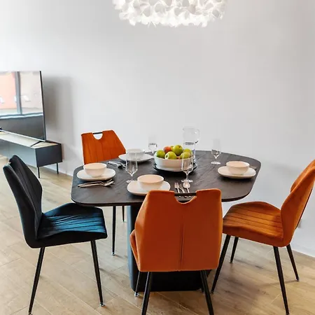 Karlin Diamond View & Garage Praga