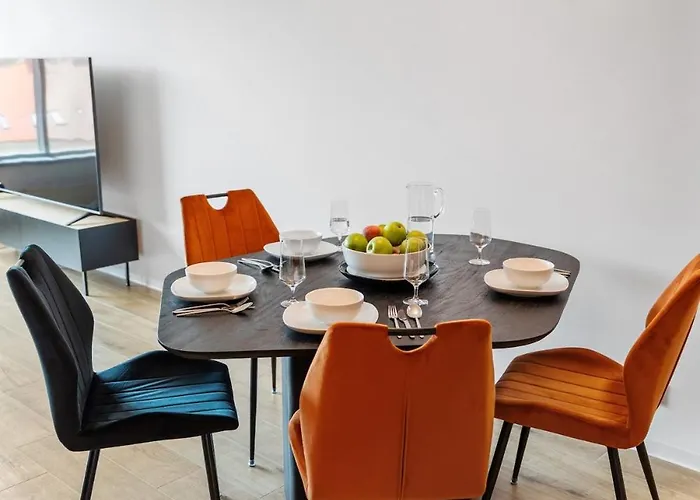 Karlin Diamond View & Garage Prague