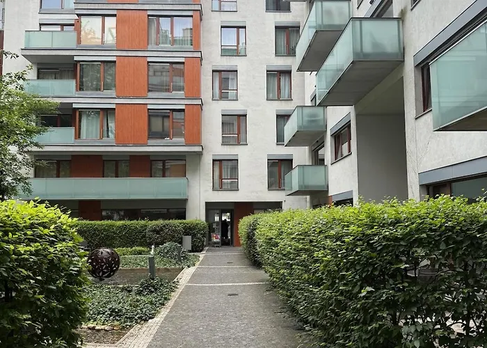 Lägenhet Karlin Diamond View & Garage Prag