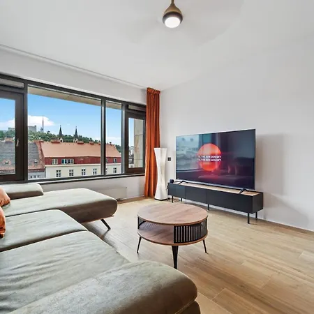 Apartman Karlin Diamond View & Garage